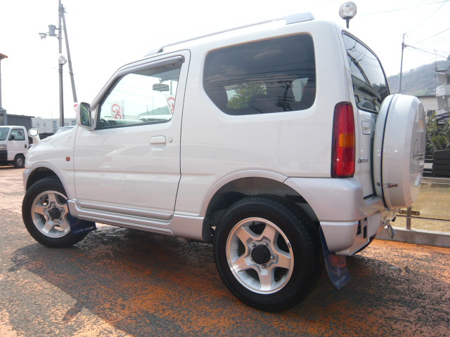 ジムニー 4WD FIS ﾌﾘｰｽﾀｲﾙﾜｰﾙﾄﾞｶｯﾌﾟLTD